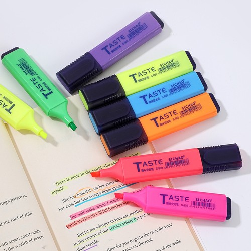 Assorted highlighter pens set - assorted,